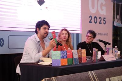 La UAM da a conocer Caja conmemorativa de la colección Molinos de viento, en la FILUG